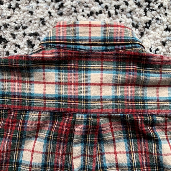 L.L. Bean Men’s Red White Green Plaid Long Sleeve Button Down Shirt Large - REG - Picture 11 of 12